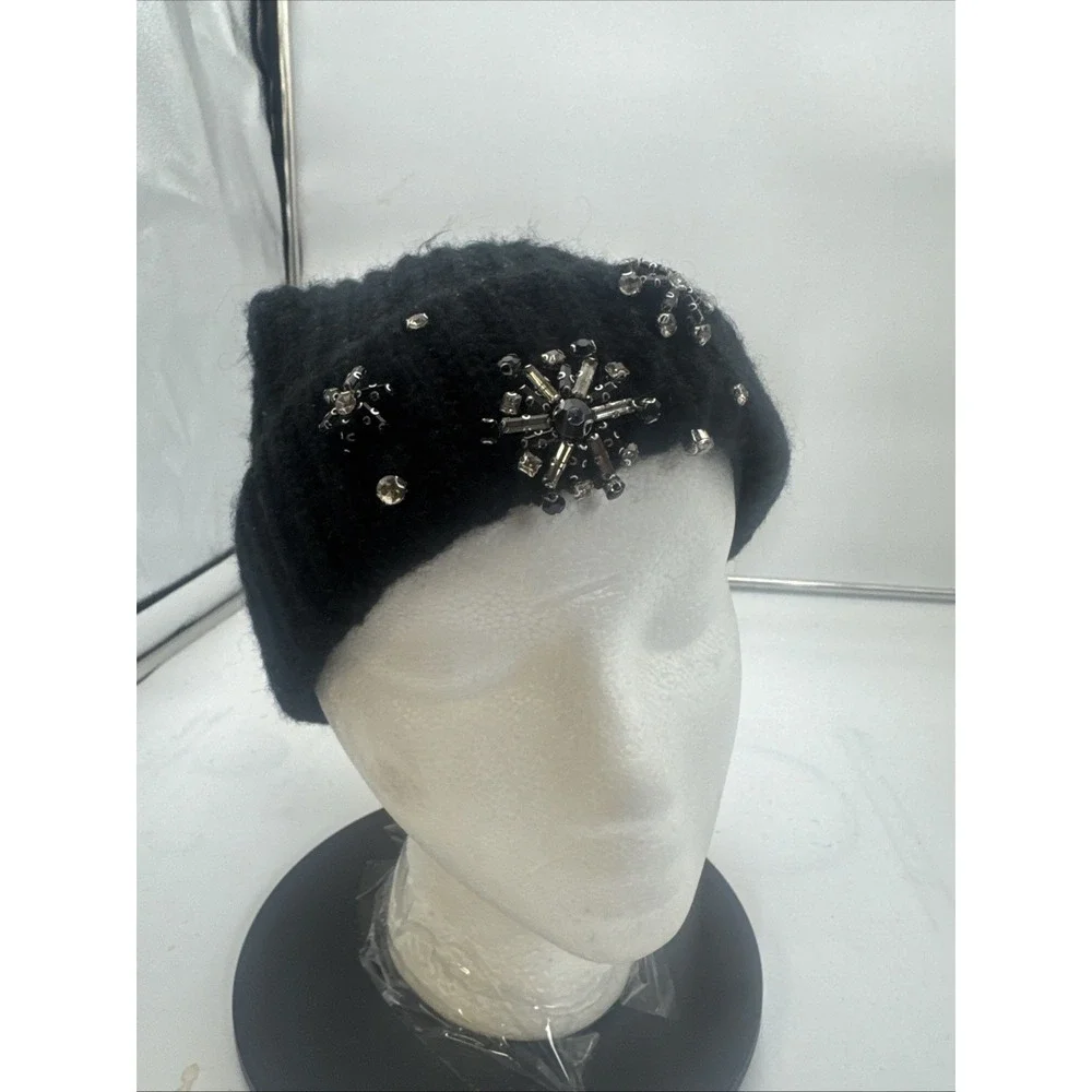 Victoria's Secret Winter Angel Pom Pom Beanie Hat w/ Bling Black -New in Package